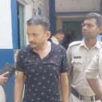 দুর্গাপুরে তোলাবাজির অভিযোগে গ্রেপ্তার ‘রাজা’ গুন