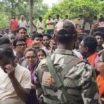 দুর্গাপুরে ধৃত রমাপ্রসাদ হালদারকে দলীয় কার্যালয়ে নিয়ে যেতেই বিক্ষোভ, উঠল ‘চোর চোর’ স্লোগান